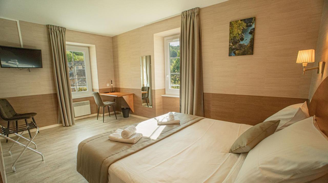 L'Hotel Des Bains - Salles-La-Source Eksteriør bilde