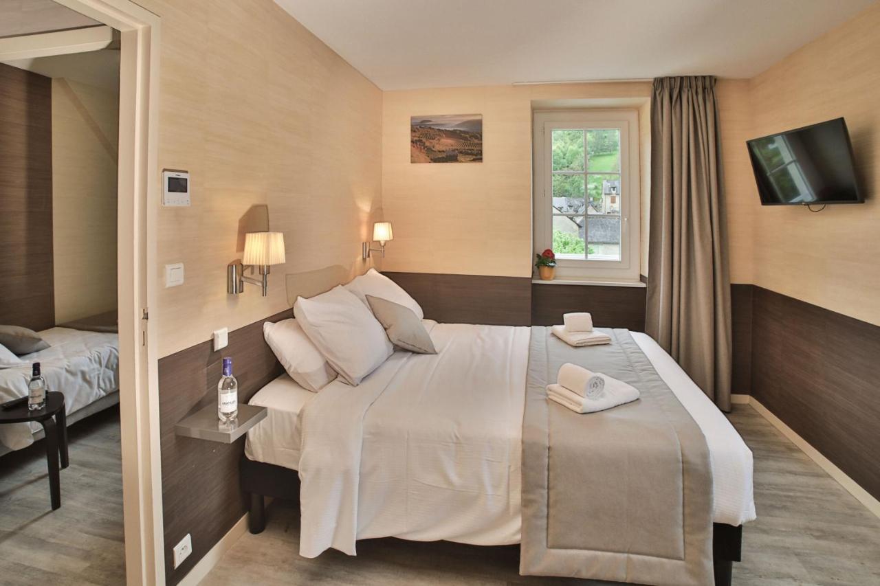 L'Hotel Des Bains - Salles-La-Source Eksteriør bilde