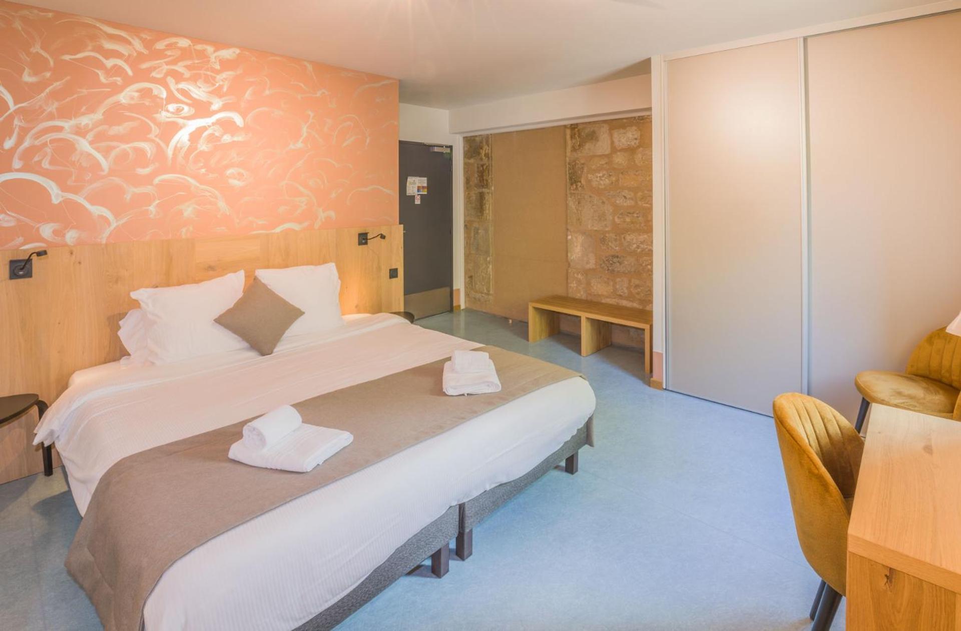 L'Hotel Des Bains - Salles-La-Source Eksteriør bilde